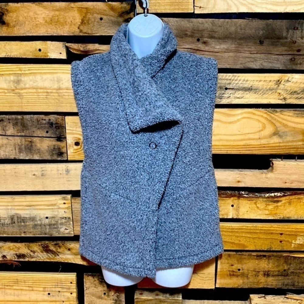 Lucy Activewear Gray Fleece Sherpa Vest Small